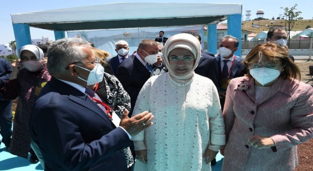 Başkan Büyükkılıç, Ankarada Emine Erdoğan ve Bakan Pakdemirli ile görüştü