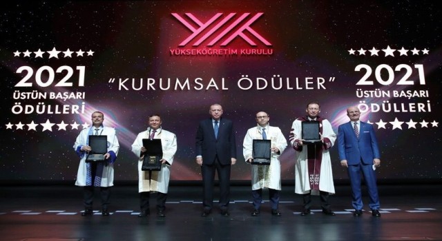 TURKOVACı geliştiren ERÜye Cumhurbaşkanı Erdoğandan ödül