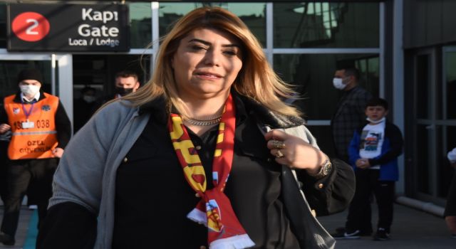Kayserispor Başkanı Berna Gözbaşı: Futbolcularımı alınlarından öpüyorum