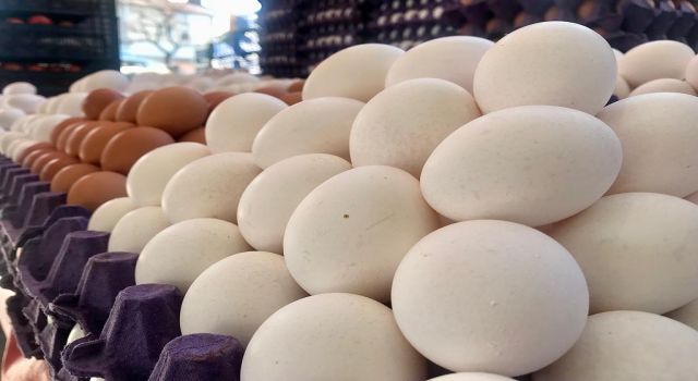 Yumurta satışlarında pazar ve markette fiyat farkı var