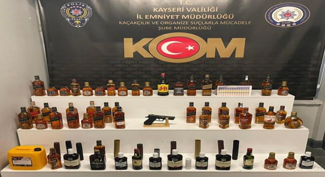 Kaçak içki operasyonunda gözaltına alınan 2 kişi serbest bırakıldı