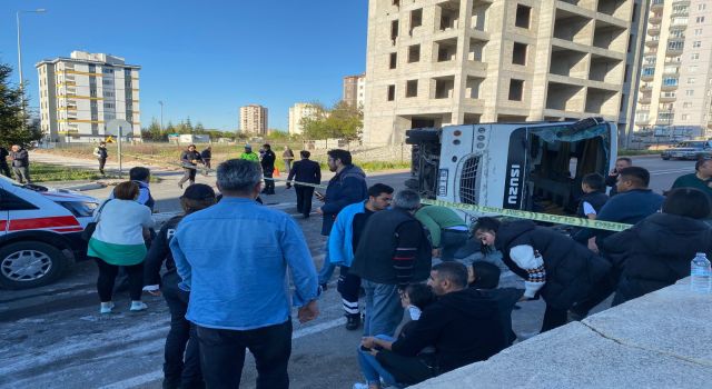 Esentepe Mahallesinde işçi servisi devrildi