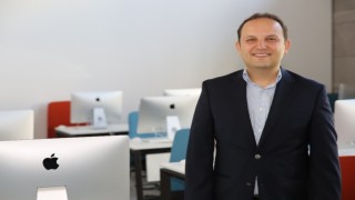 AGÜ Öğretim Üyesi Prof. Dr. Güngöre Türkiye Bilişim Derneğinden Bilim Ödülü