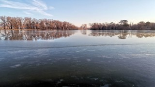 Kayseri eksi 14ü gördü göl buz tuttu
