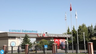 Kayseri Üniversitesi Kütüphanesine Milli Şairimiz Mehmet Akif Ersoyun İsmi Verildi