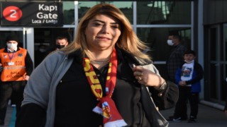 Kayserispor Başkanı Berna Gözbaşı: Futbolcularımı alınlarından öpüyorum