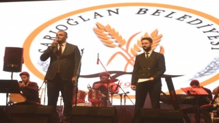 Sarıoğlan 'Halk Konseri’nde Ayşen Kaya ve Ahmet Şafak sahne aldı