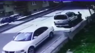 Bayramda otodan hırsızlık yapan kişi kameraya yakalandı